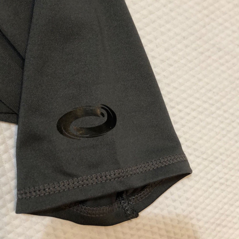 O’Rageous Rashguard XL - Picture 3 of 6